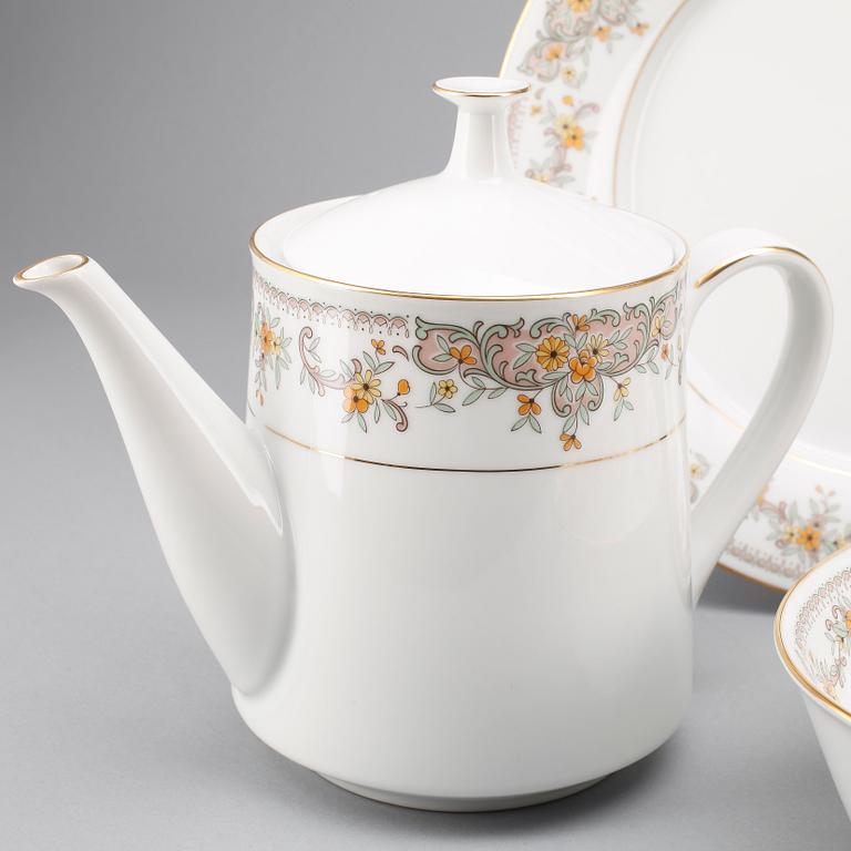 SERVIS, 67 delar, porslin. Norilake, 1900-tal.