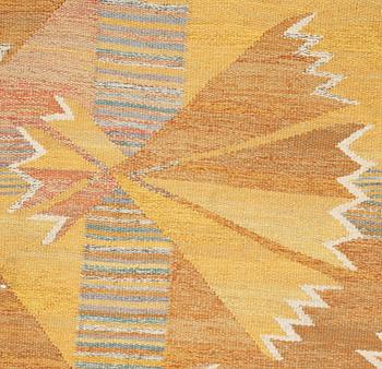 RUNNER. "Strutar, gul". Tapestry weave (gobelängteknik). 791 x 158 cm. Signerad AB MMF BN.