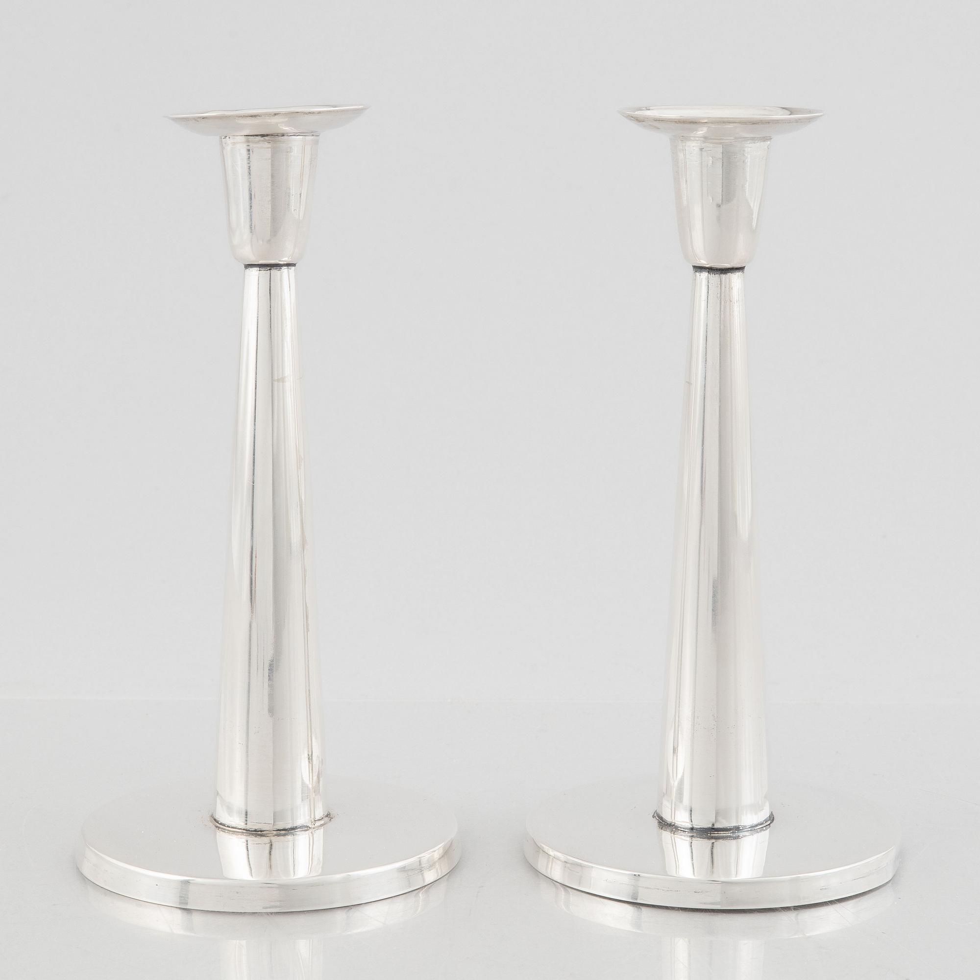 Rey Urban, a pair of candlesticks, sterling silver, Stockholm 1958.