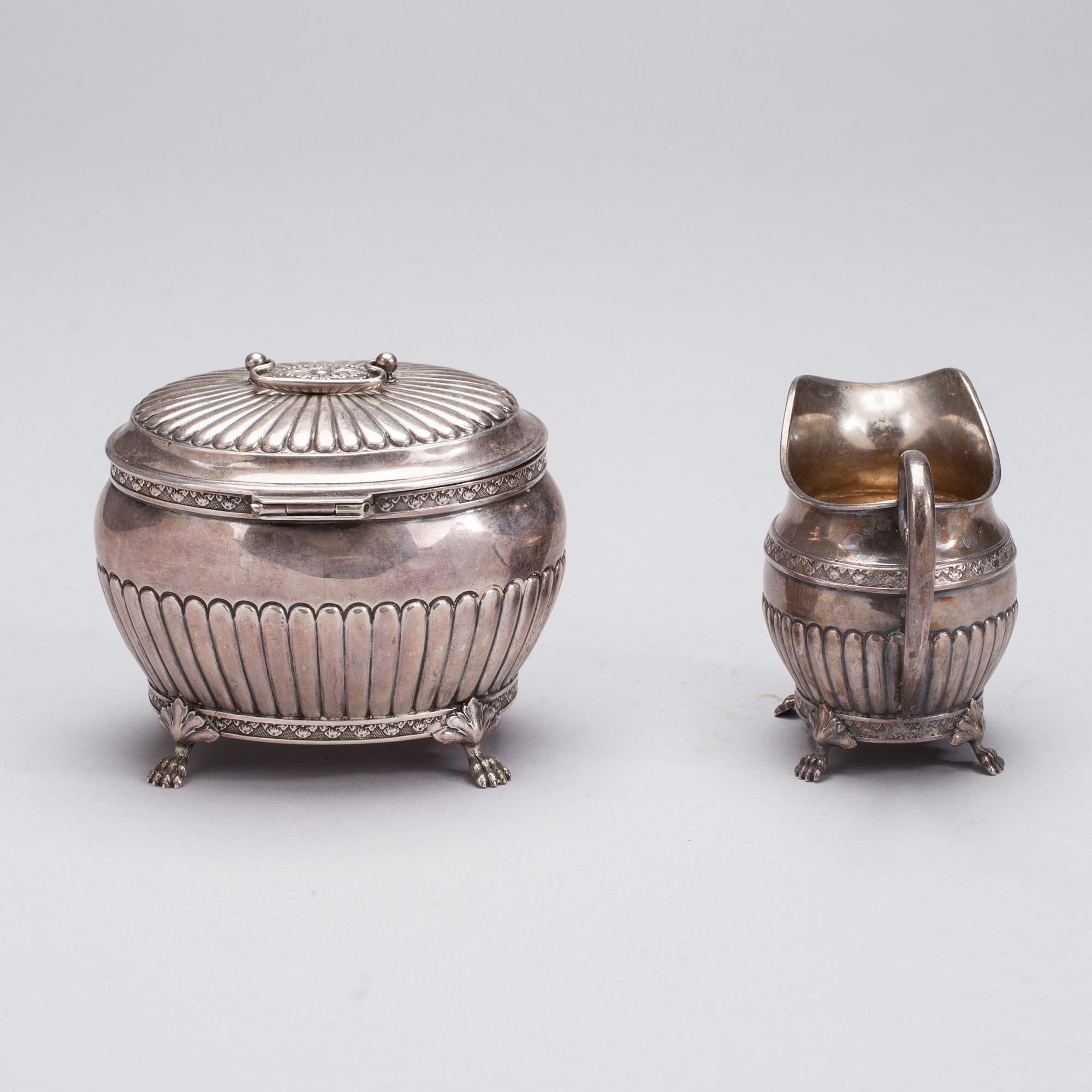 SOCKERSKRIN och GRÄDDSNÄCKA, silver, Karlstad, Sverige 1917. Vikt 284 g.