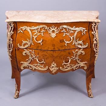 BYRÅ, Louis-XV-stil, Frankrike 1800-talets slut.