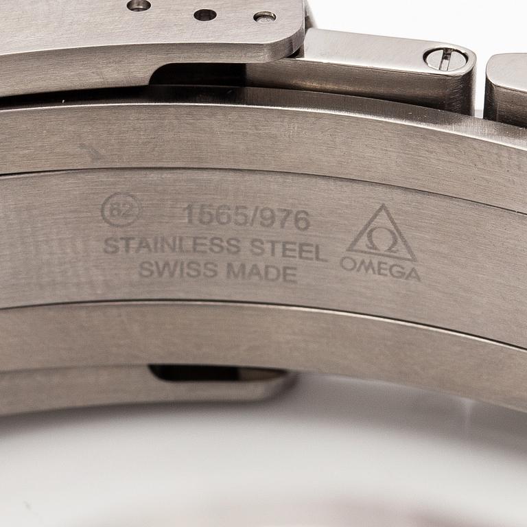 Omega, Speedmaster, Racing, rannekello, 40 mm.