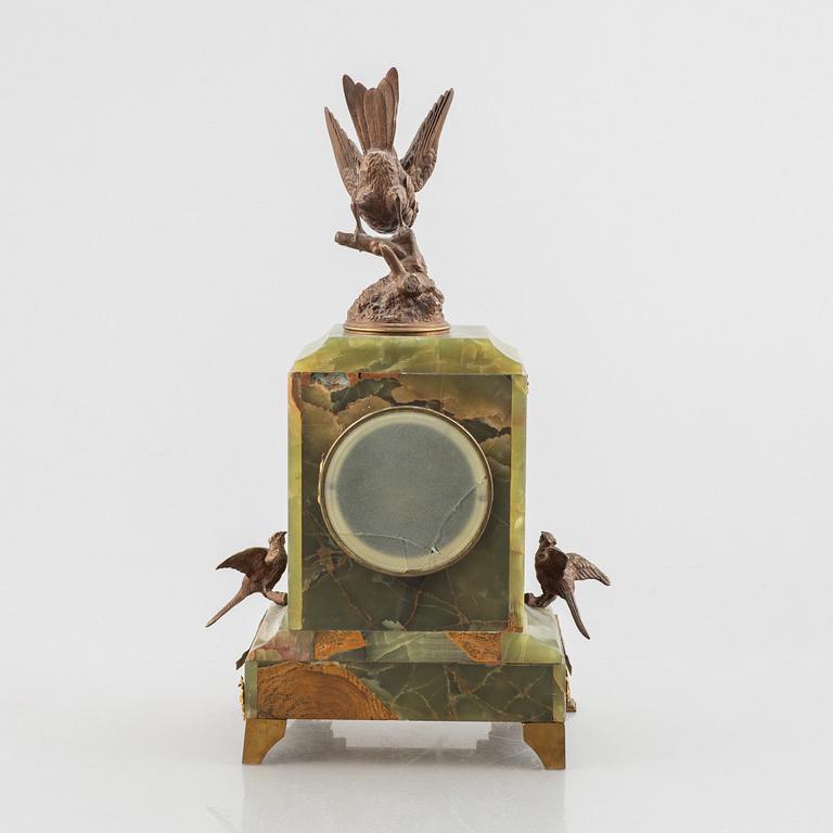 Table pendulum clock, late 19th century.