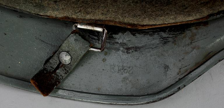 HJÄLM, metall, "M 42", Tyskland, 1900-talets första hälft.
