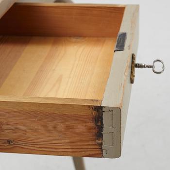 Skrivbord, rokokostil, omkring 1900.