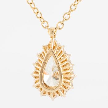 Necklace 18K gold with drop-shaped diamond.