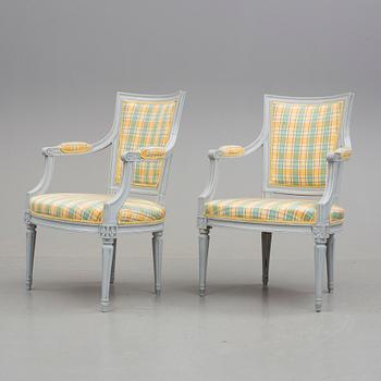 KARMSTOLAR, 1 par, gustaviansk stil, 1900-talets första hälft.