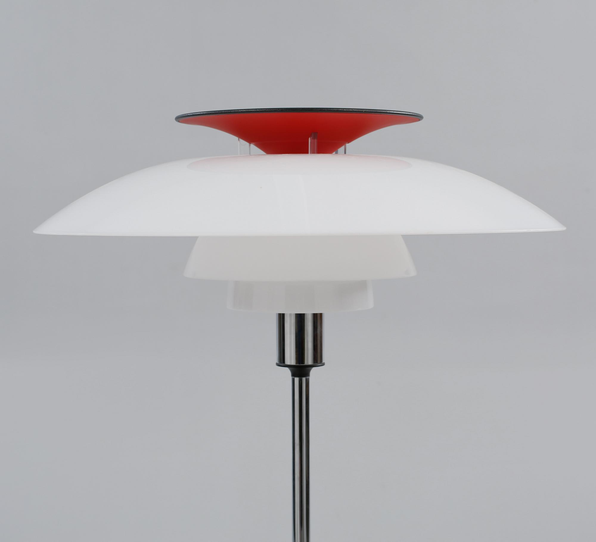GOLVLAMPA, "PH-80", Poul Henningsen för Louis Poulsen, 1900-talets andra hälft.