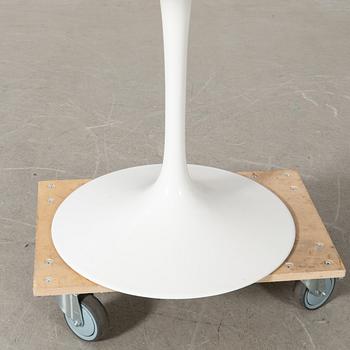 Eero Saarinen, table, "Tulip", Knoll International, late 20th century.