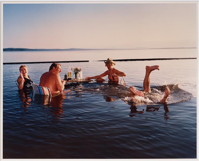 Lars Tunbjörk, "Midsommar i Rättvik", 1988.