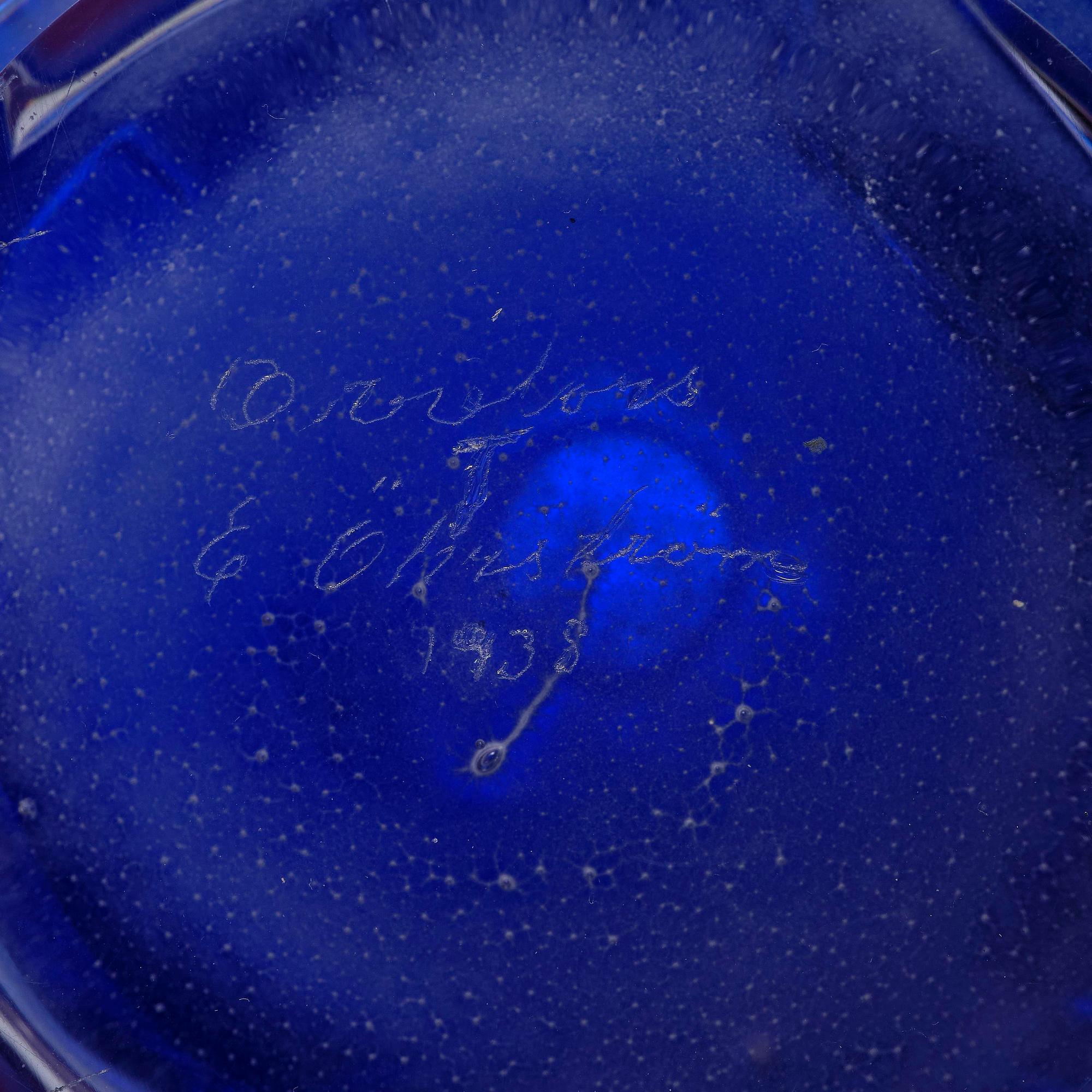 Edvin Öhrström, an ariel glass vase, Orrefors 1938, provenance Gustaf Bergqvist.