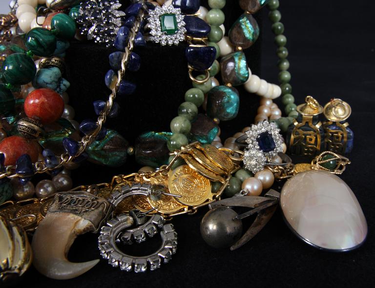 PARTI BIJOUTERIER, 1900-tal.