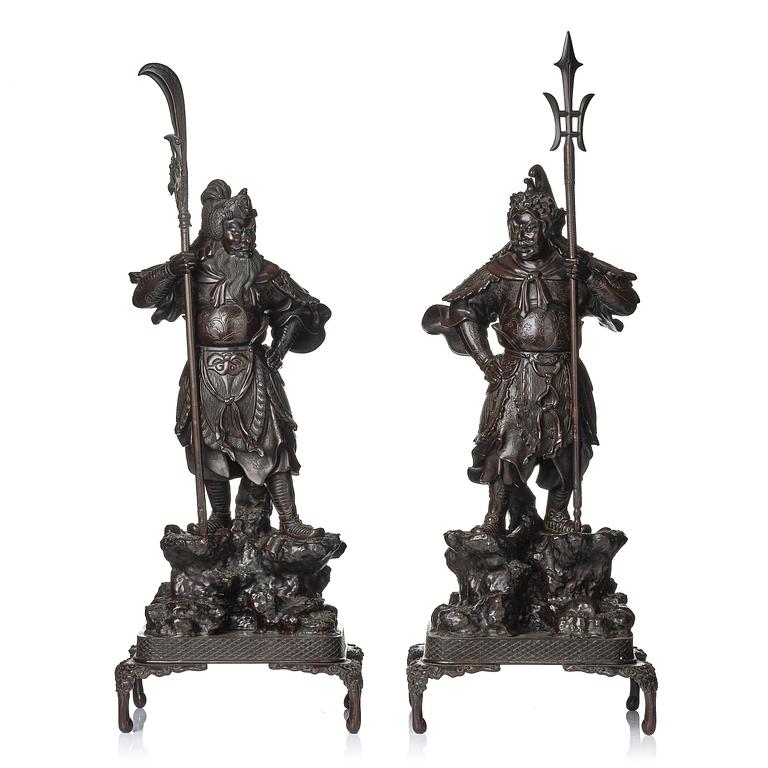 A pair of Japanese bronze guardians, Meiji period (1868-1912).