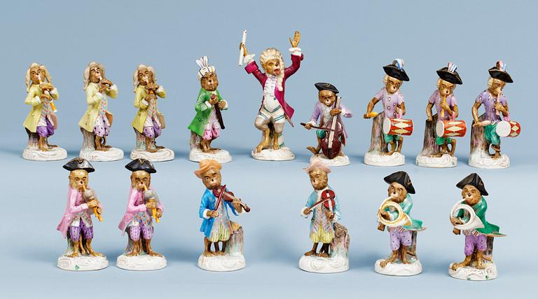 A part monkey orchestra, Meissen like mark. (15 pieces).