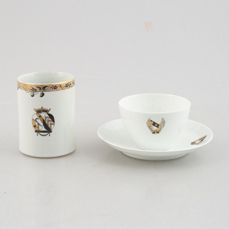 Vapenporslin, 23 delar, Lovisins vapen.