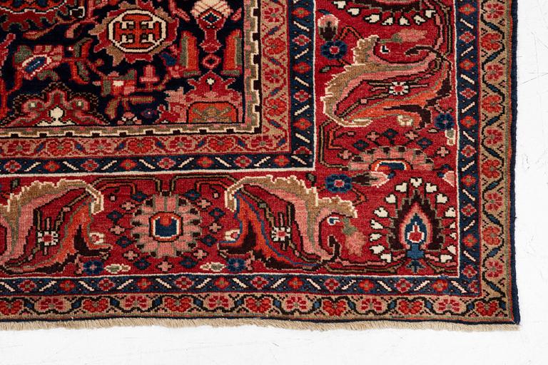 Nanadi, 307 x 212 cm.