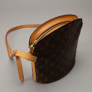 LOUIS VUITTON, cross body bag.