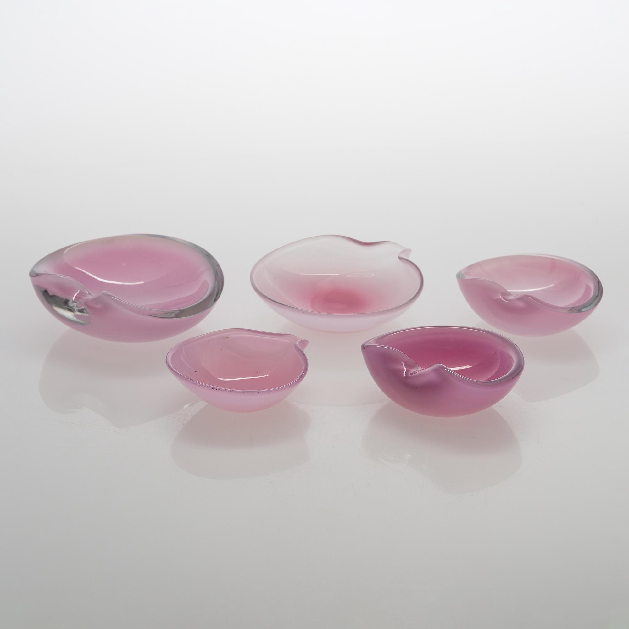 Tapio Wirkkala, a set of five glass bowls, signed Tapio Wirkkala Iittala.
