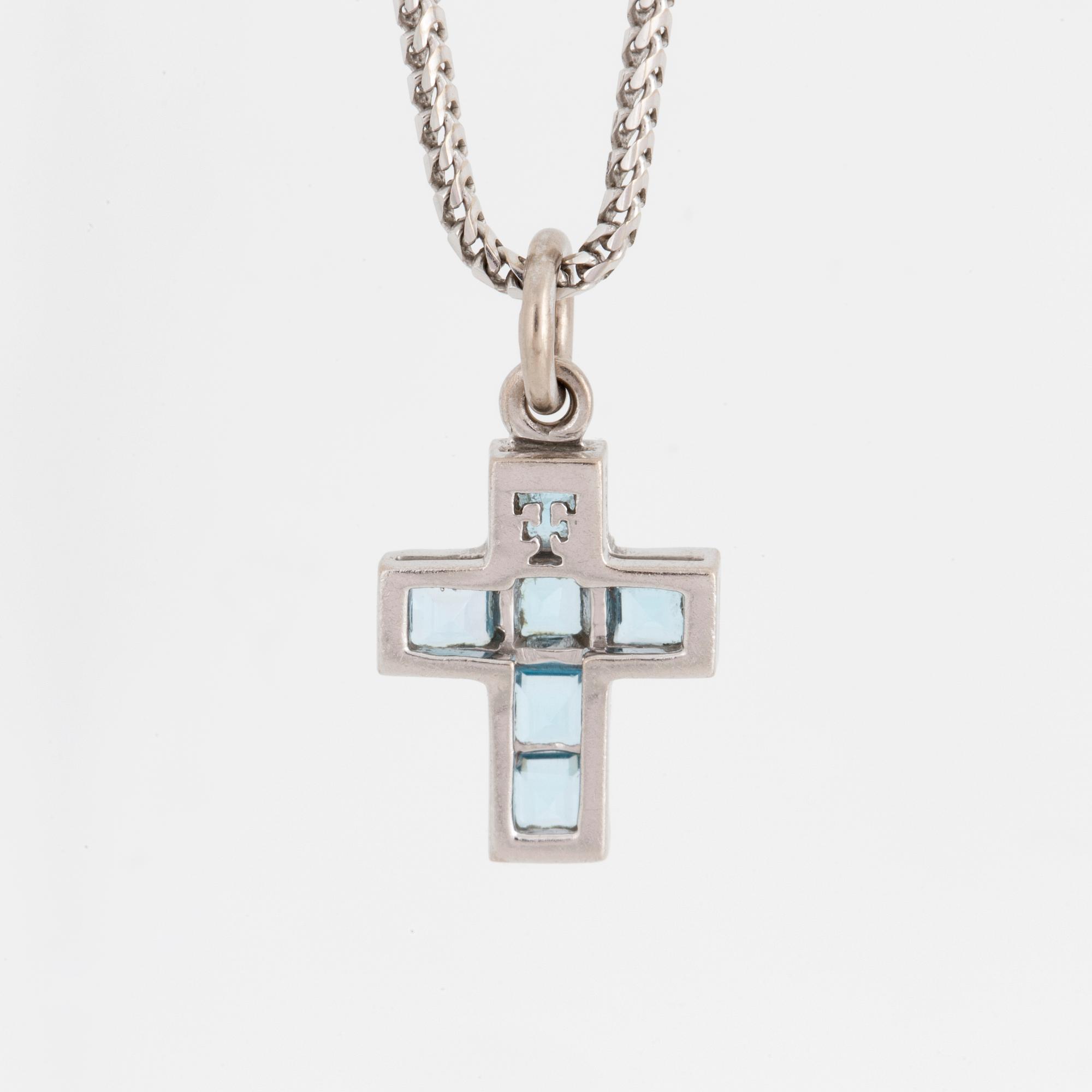 A NECKLACE, Theo Fennel, 18K white gold set with blue topazes.