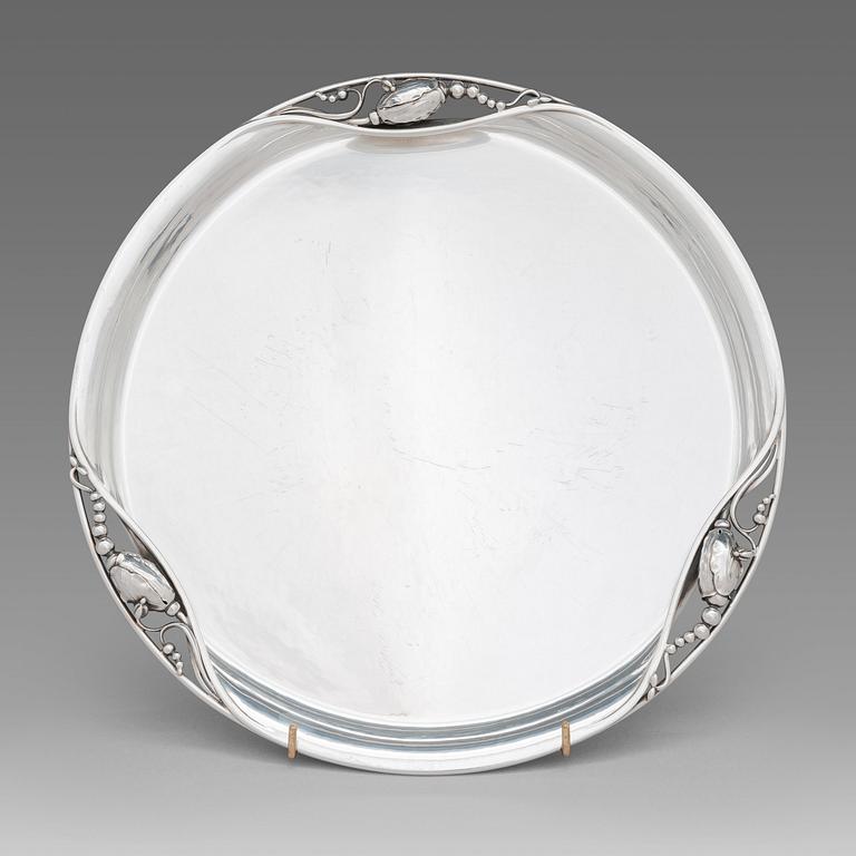Georg Jensen, Bricka, "Magnolia/Blossom", sterlingsilver, design nr 2Y. Köpenhamn, 1900-talets mitt.