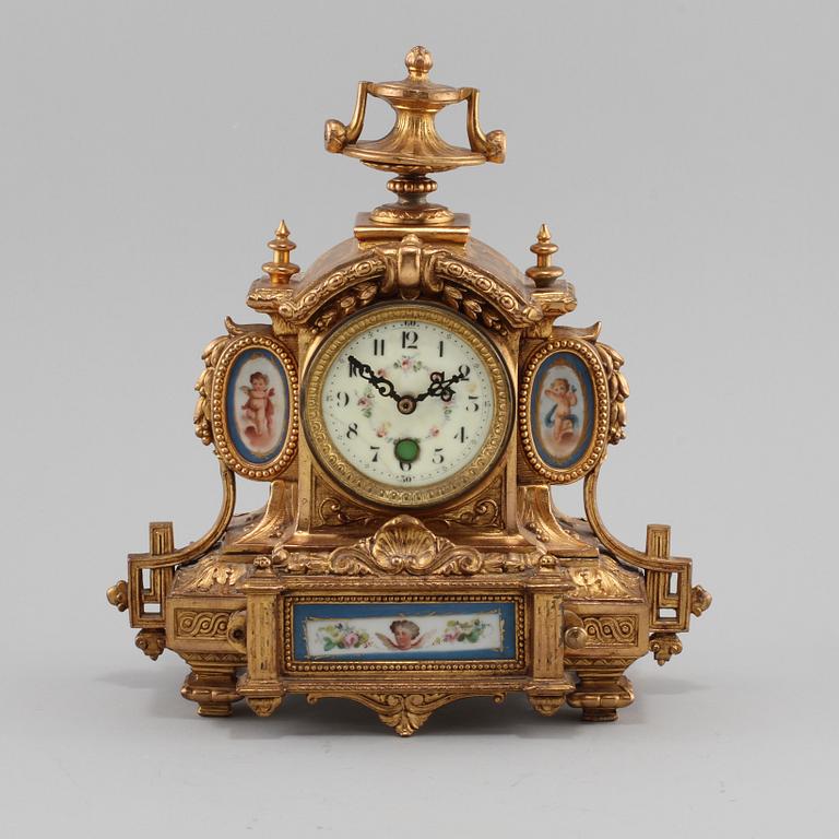 BORDSUR, 1800-talets andra hälft.