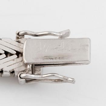 White gold and brilliant cut diamond bracelet.