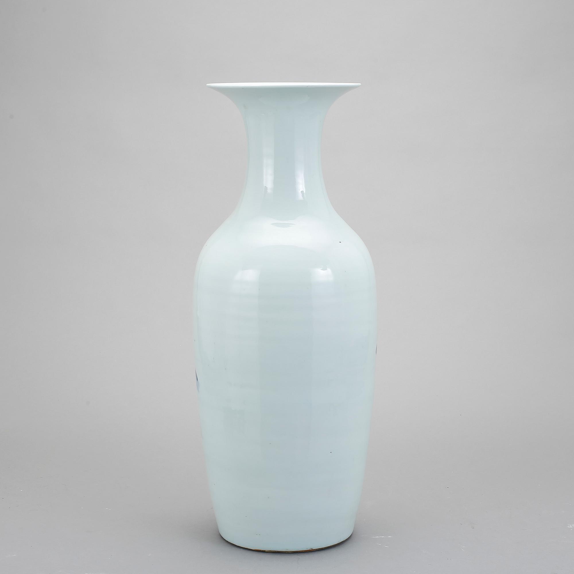 GOLVVAS, porslin, Kina. 1800-talets slut.