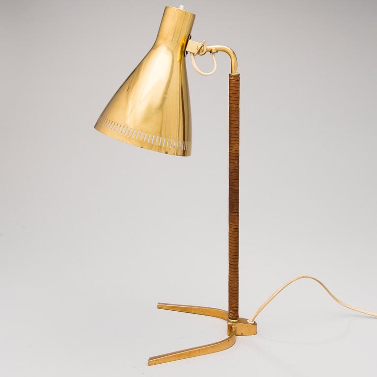 PAAVO TYNELL, bordslampa, modell 9224, Idman, 1900-talets mitt.