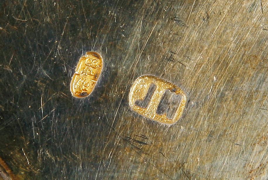 PARTI SILVER, 8 delar, Ryssland, 1800/1900-tal. Otydl mästarstämplar.