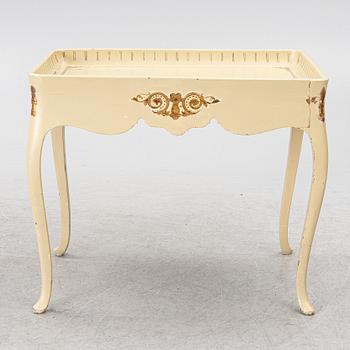 A Rococo-style tea table, beginning of the 20th century.