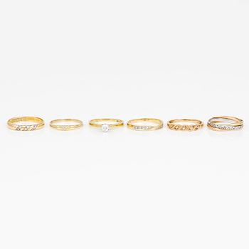 RINGAR, 6 st, mestadels 18K guld med olikslipade diamanter, tot ca 0,45 ct. Total vikt ca 11,68 g.