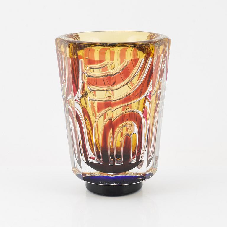 Jan Johansson, a glass vase, 'The Sea III', Orrefors Gallery, 19/40, Sweden 1990.