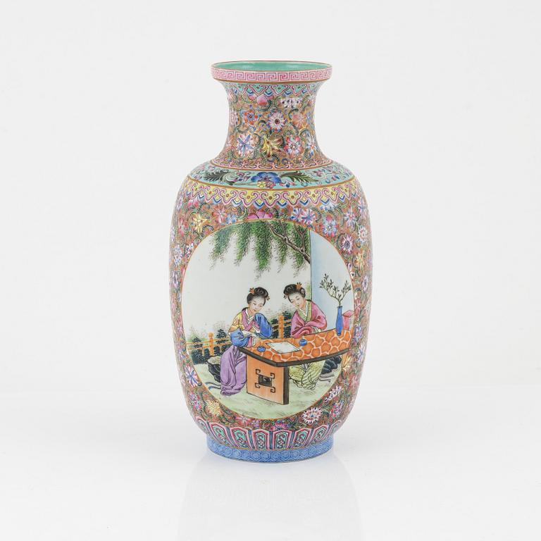 A millefiori porcleain vase, China, 20th century.