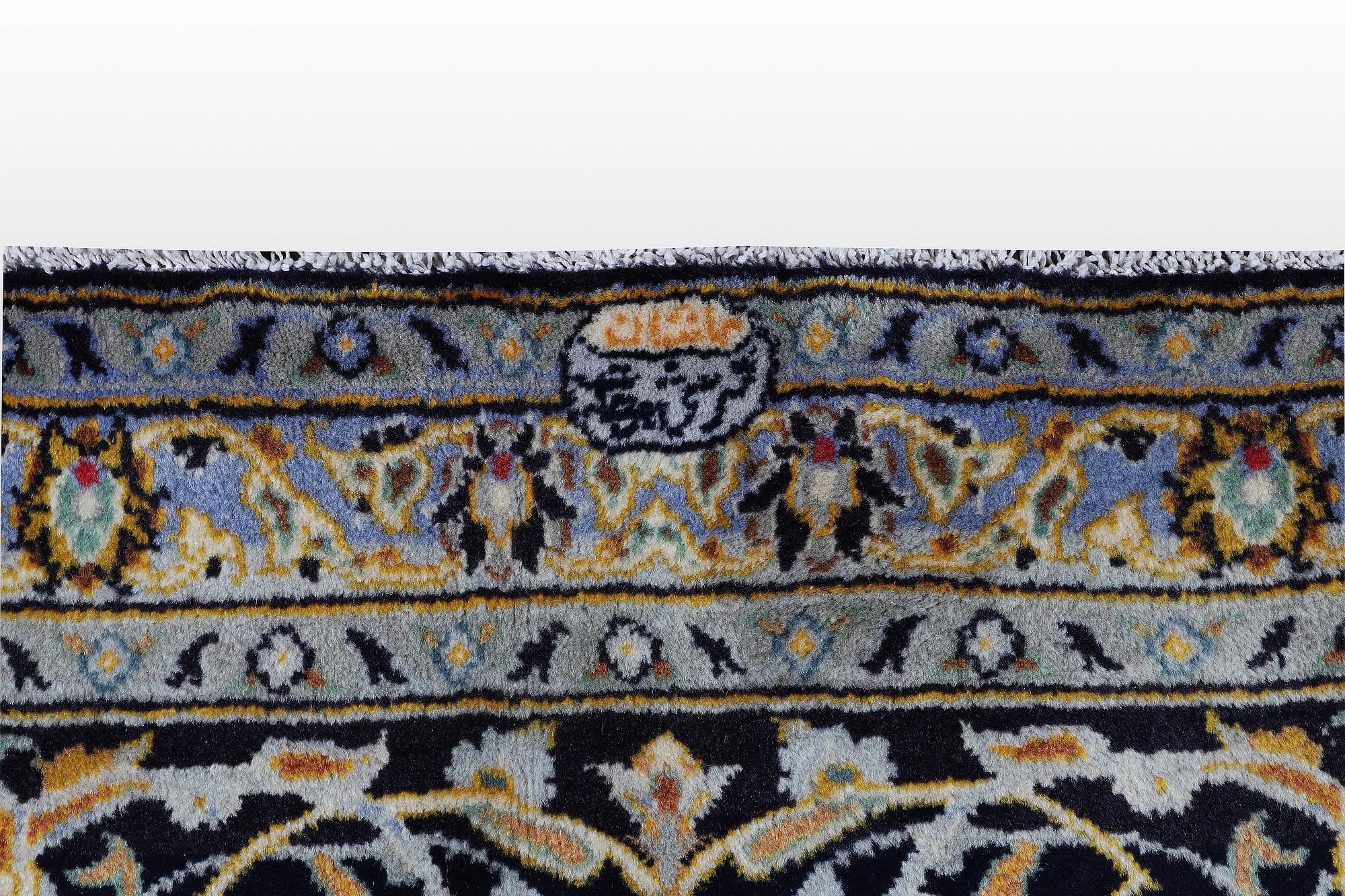 A carpet, Kashan, ca 416 x 304 cm.