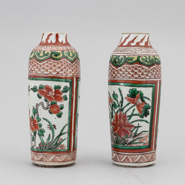 Three Chinese porcelain vases, Qing dynasty, transitional style, 19th century and late 19th century.