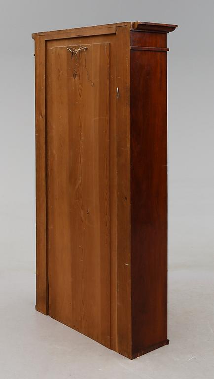 SKÅPSÖVERDEL, 1800-talets mitt.