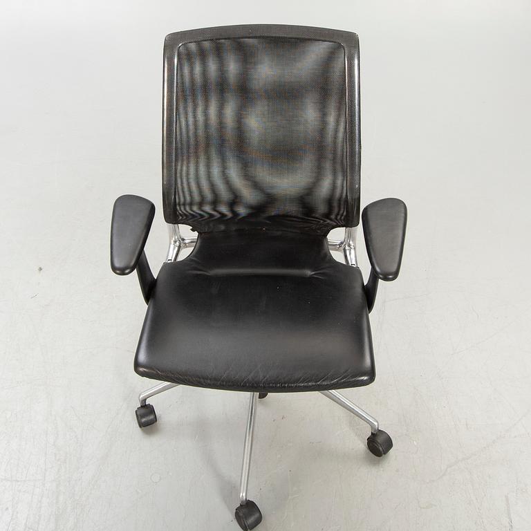 Alberto Meda, office chair, "Meda Conference chair" for Vitra. The model was designed in 1998.