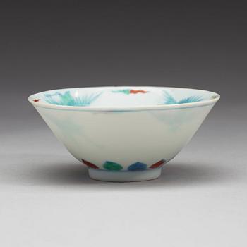 A doucai cup with cranes, Qing dynasty with Chenghuas six character mark..