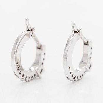 Örhängen, 18K vitguld, diamanter tot. ca 0.18 ct. Italien.