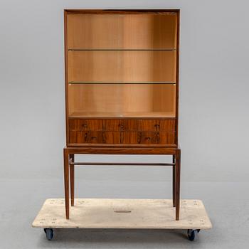 A 'Cortina' vitrine cabinet by Svante Skogh, designed around the year 1956.