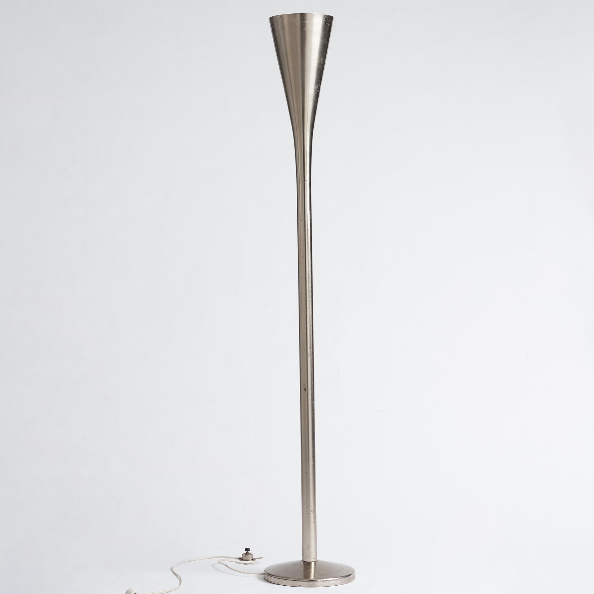 Pietro Chiesa, a floor lamp, Fontana Arte Italy, post 1935.