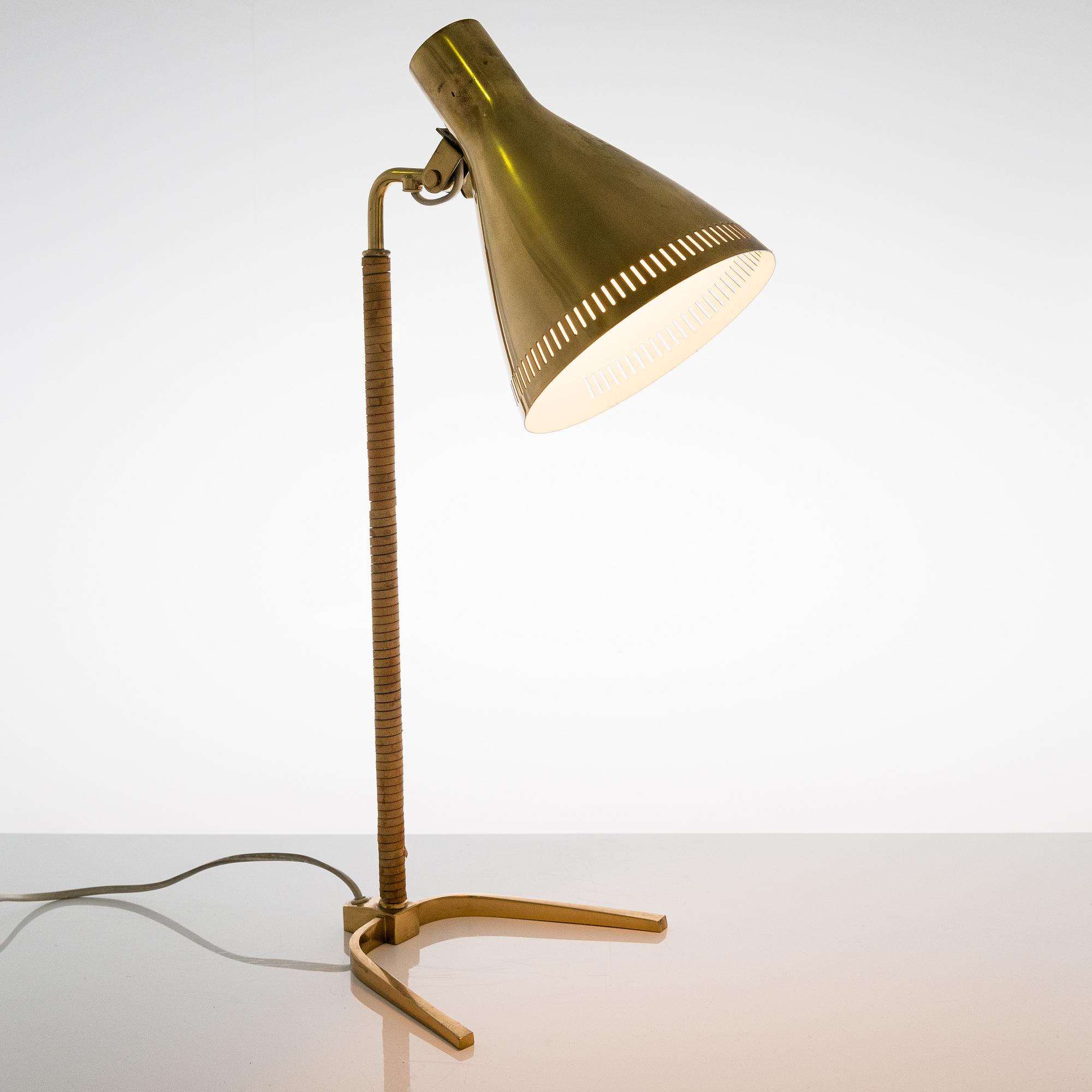 Paavo Tynell, bordslampa, modell 9224, Idman, 1900-talets mitt.
