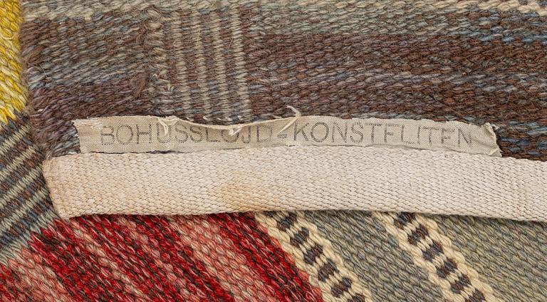 A flat weave carpet, c. 325 x 239 cm, Bohusslöjd–Konstfliten.