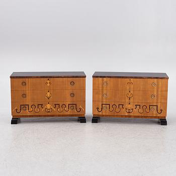 A pair of chests of drawers, Swedish Grace, 1920's/30's.