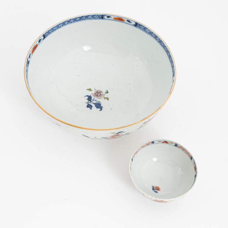 Bålskål samt skål, porslin, kompaniporslin, Kina, Qingdynastin, Qianlong (1736-95).