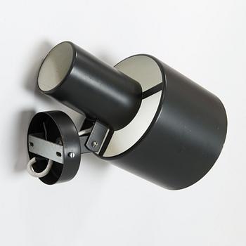 Lisa Johansson-Pape, a mid-20th century '13-017' wall light for Orno.
