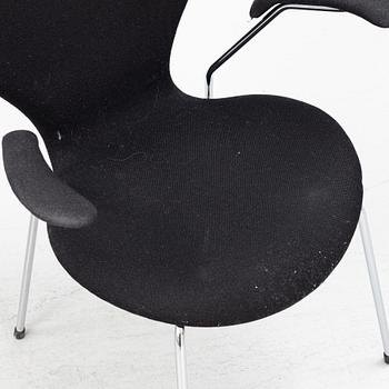 Arne Jacobsen, karmstolar, 4 st, "Sjuan", Fritz Hansen, 2000-tal.