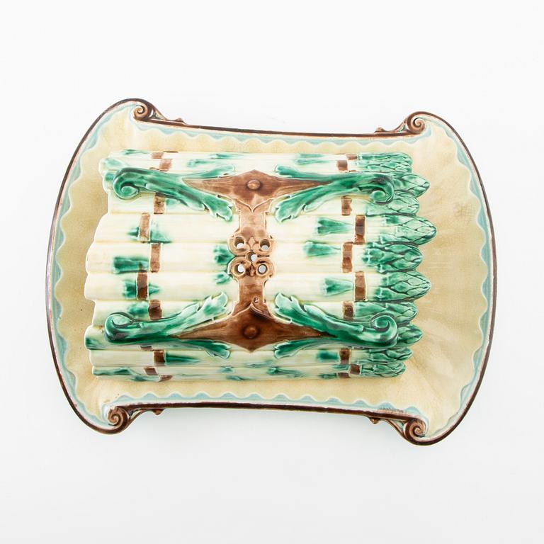 Asparagus dish, Gustavsberg, circa 1900, faience.
