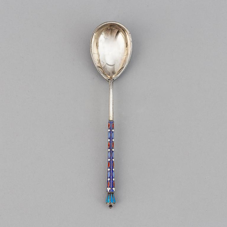 A Russian early 20th century silver and enamel spoon, mark of probably Matryena Andreyevna, Moscow 1899-1908.