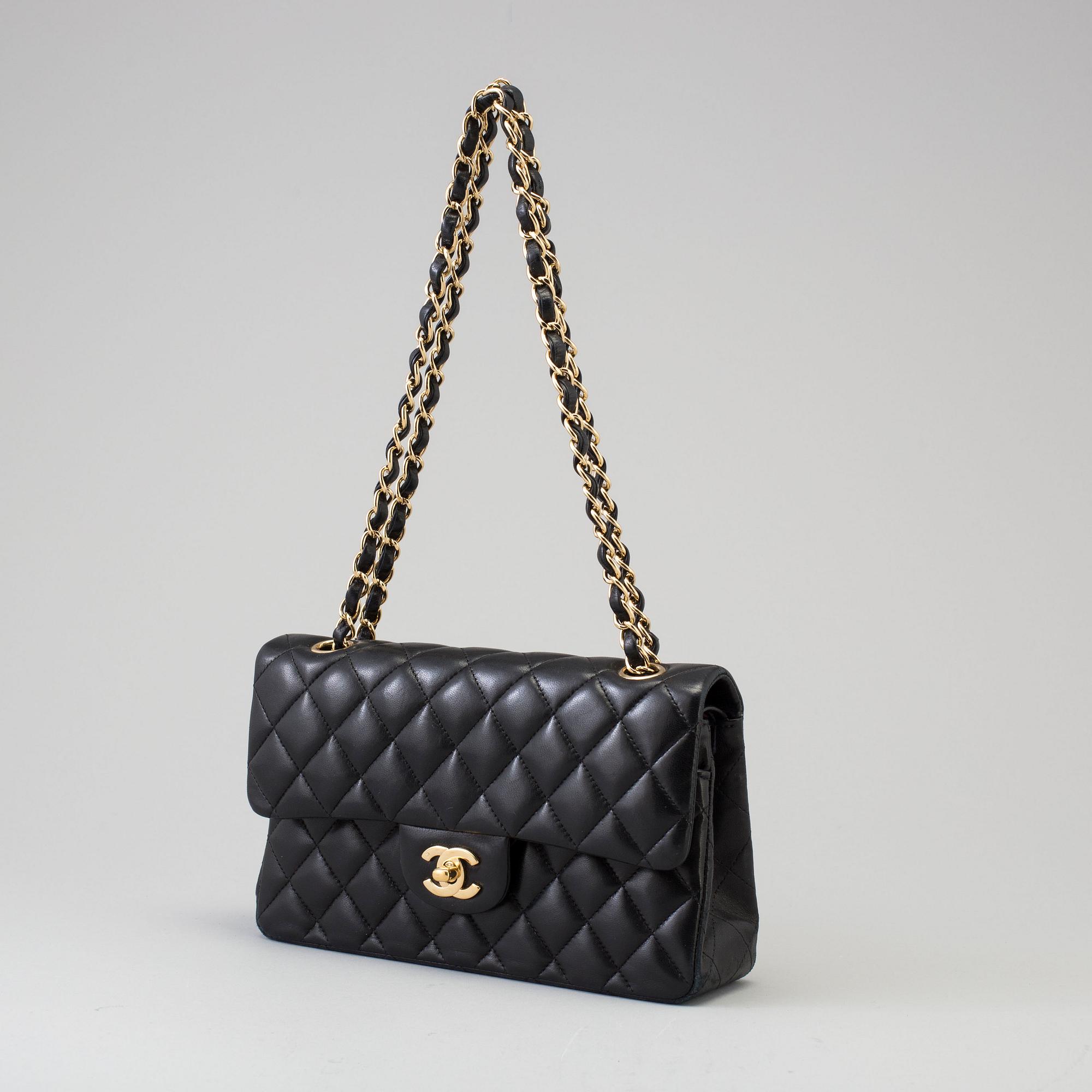 VÄSKA, "Double flap" Chanel, 2005-2006.